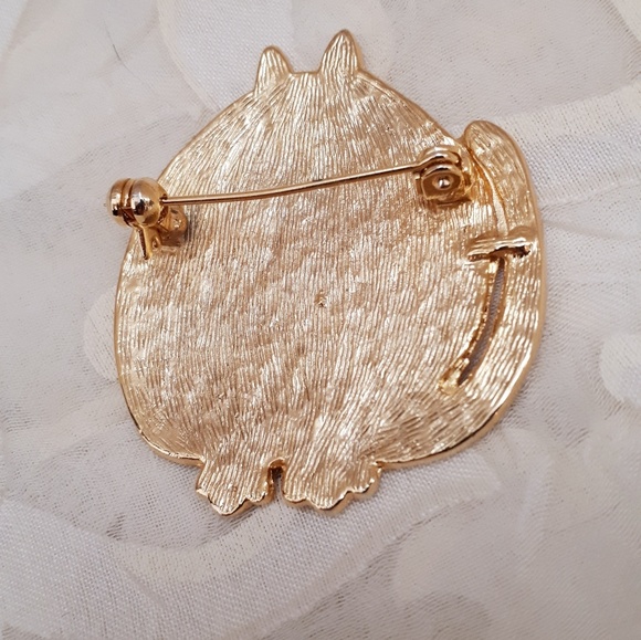 Fabulous gold tone chubby cat pin brooch - Picture 6 of 8